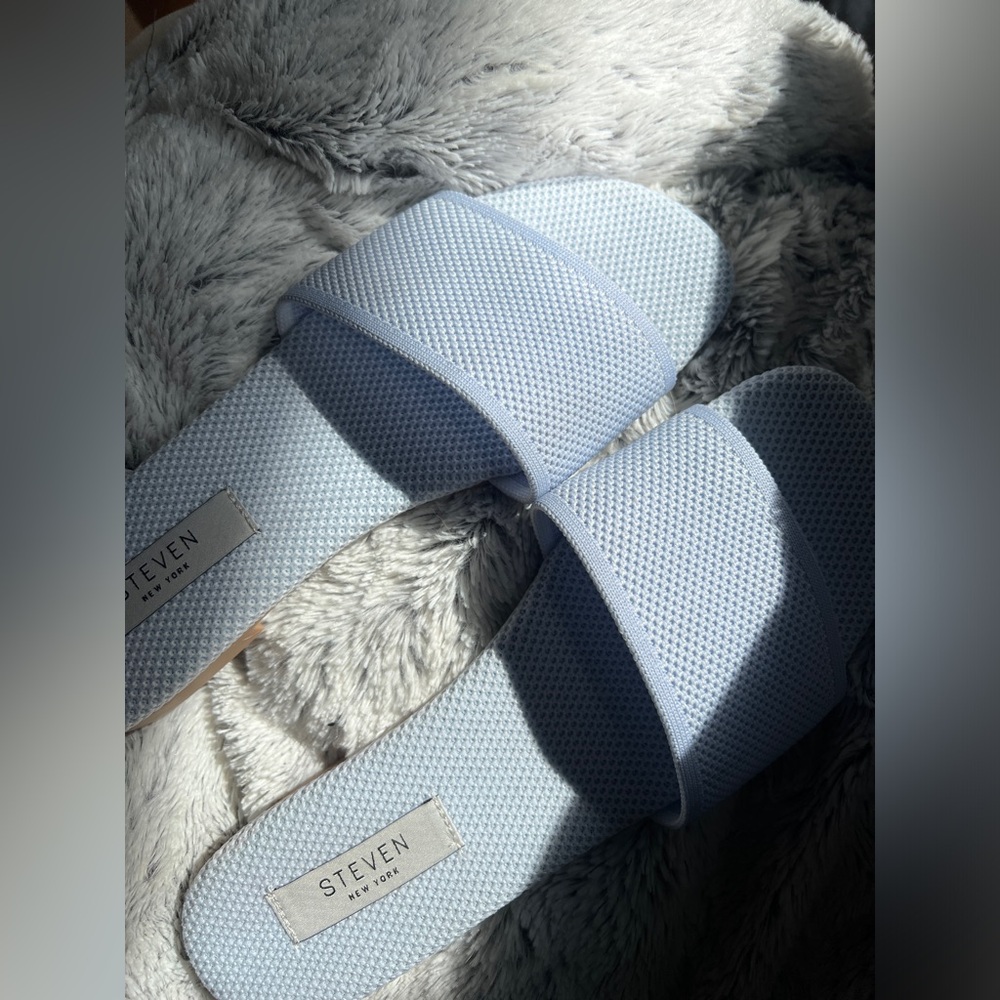 Steve Madden sandals